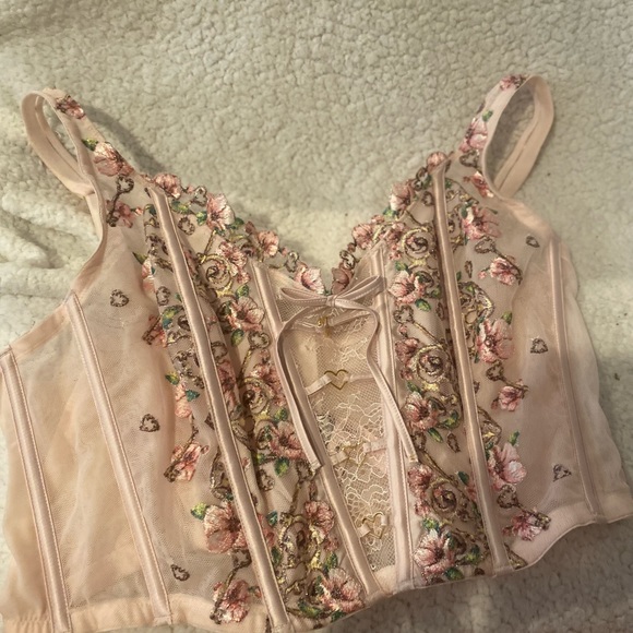 Victoria's Secret Intimates & Sleepwear Nwt Victoria Secret Floral Embroidered Corsets Lace